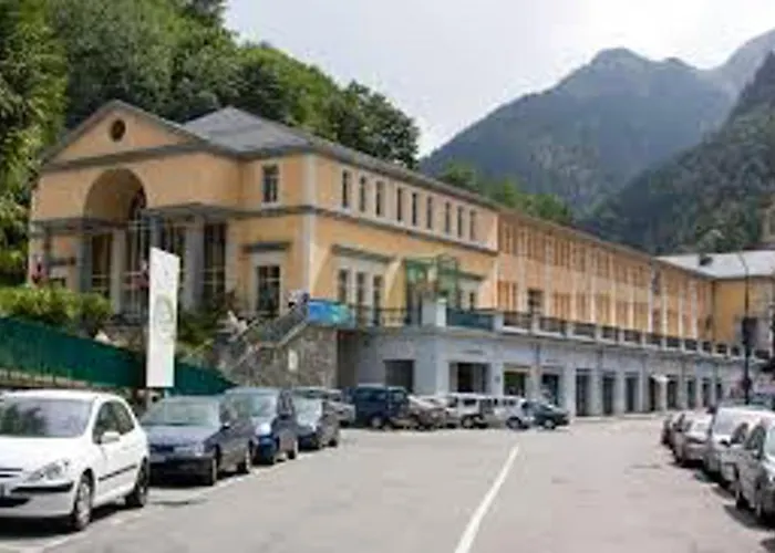 A Cauterets, 27 M², Vue Sur La Ville. *