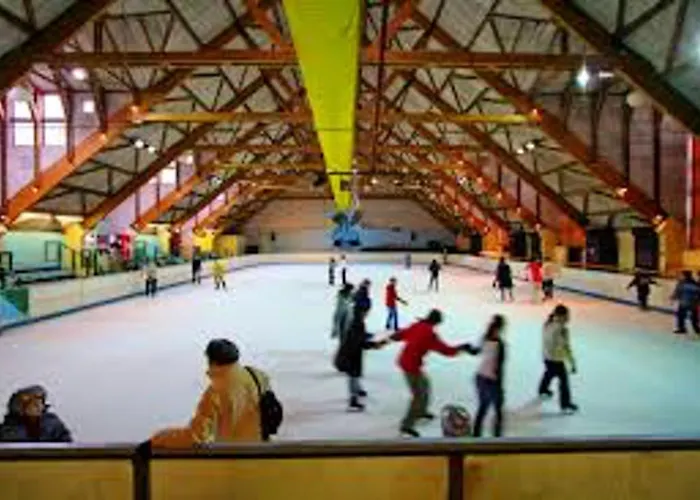 A Cauterets, 27 M², Vue Sur La Ville. Cauterets