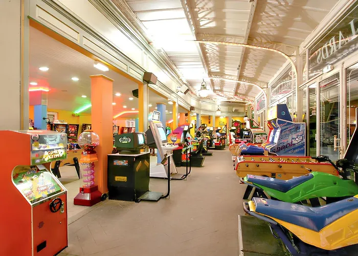 Appartement A Cauterets, 27 M², Vue Sur La Ville.